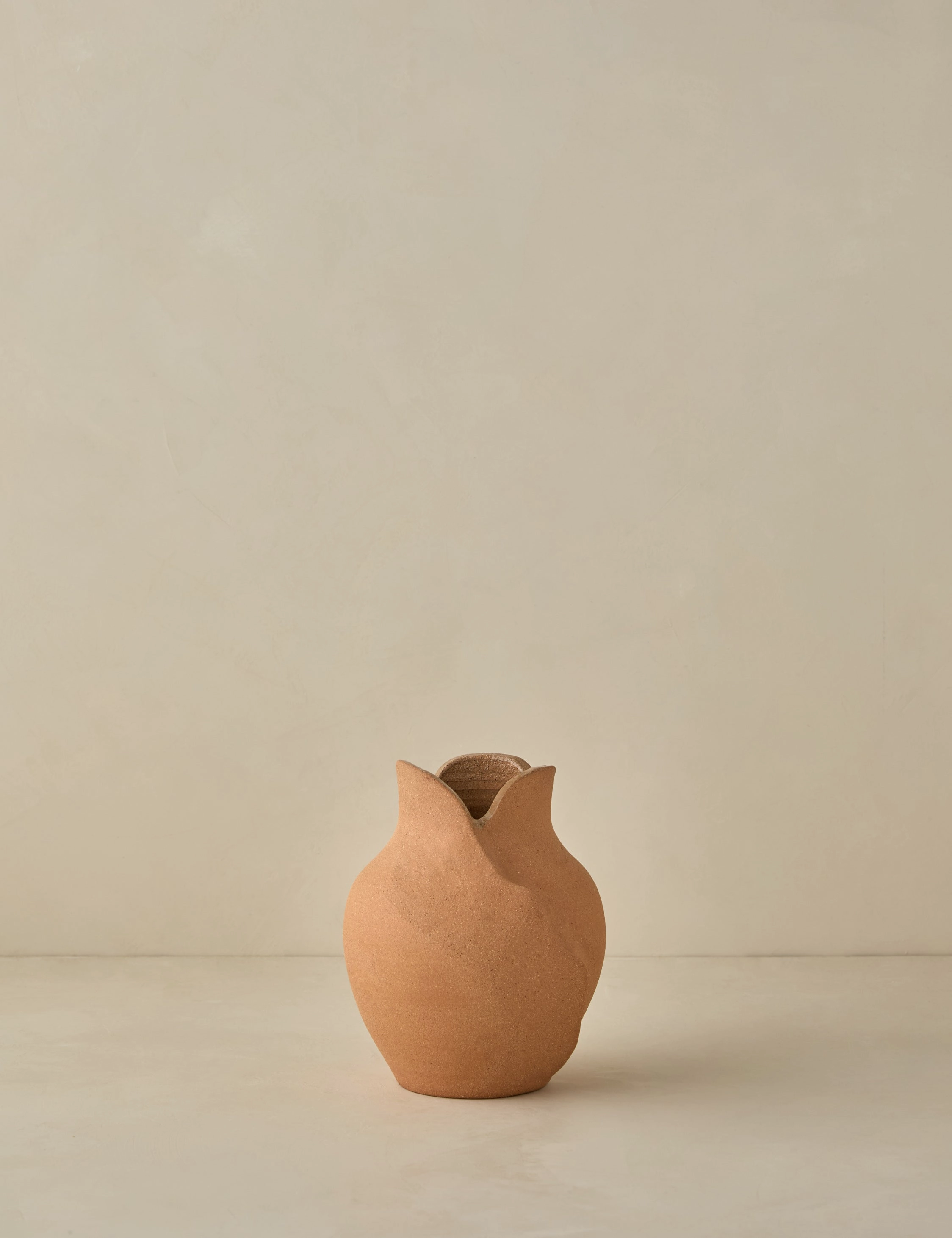 Amelia Vase by dum