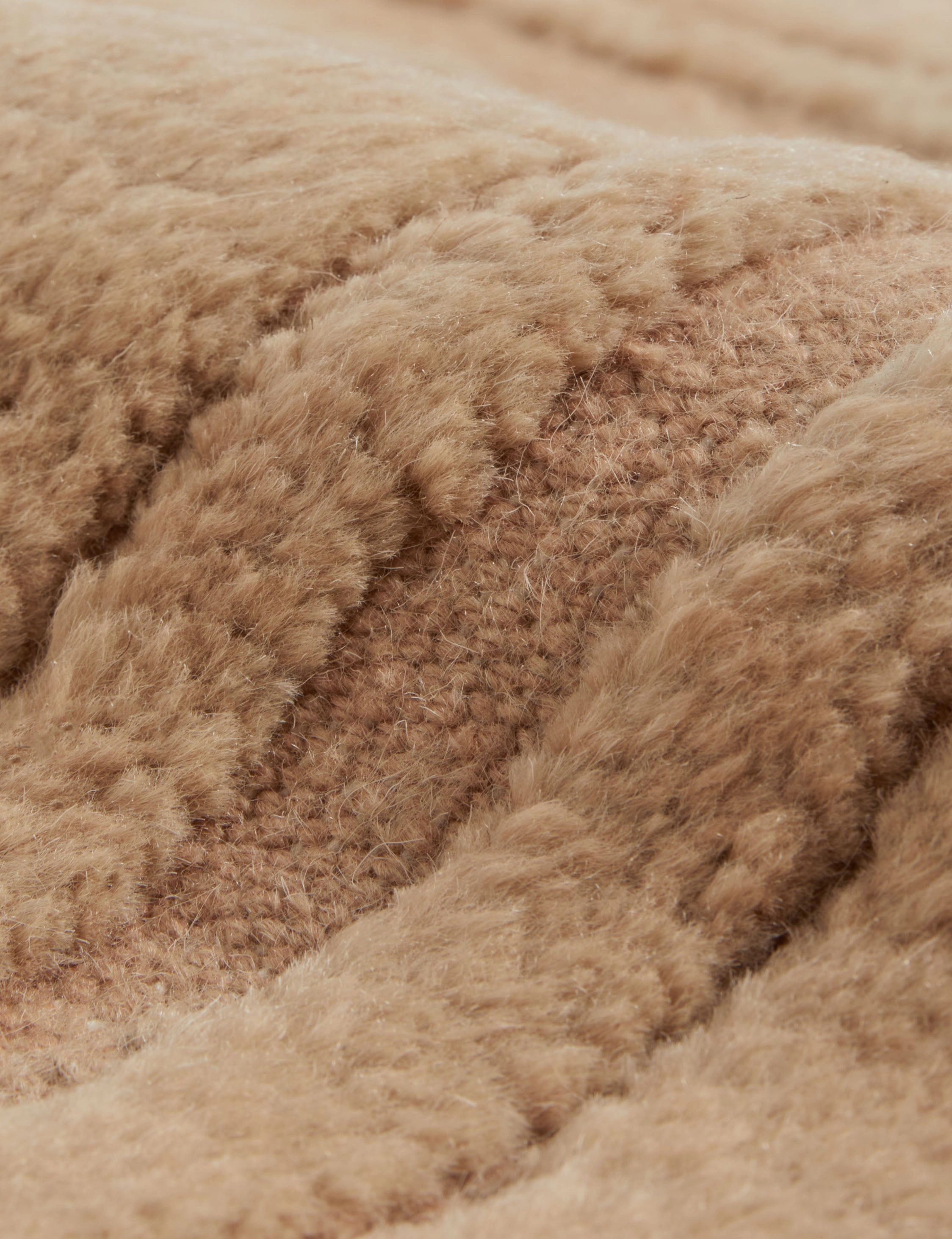 Bosa Hand-Knotted Wool Rug
