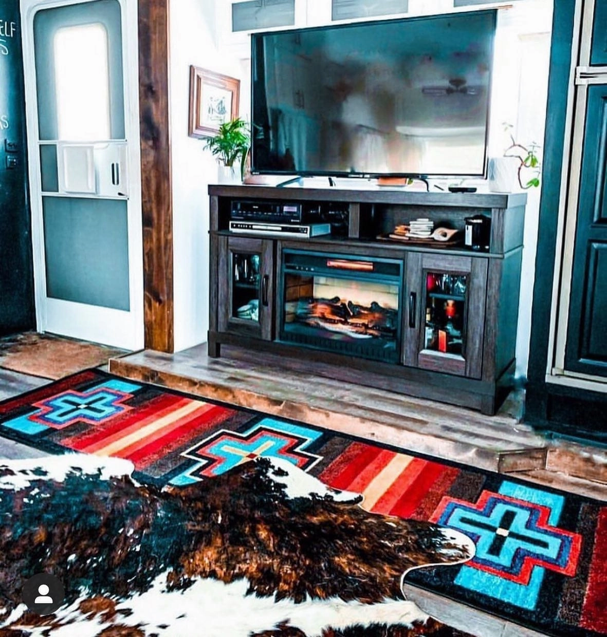 Bountiful Color Area & Accent Rugs