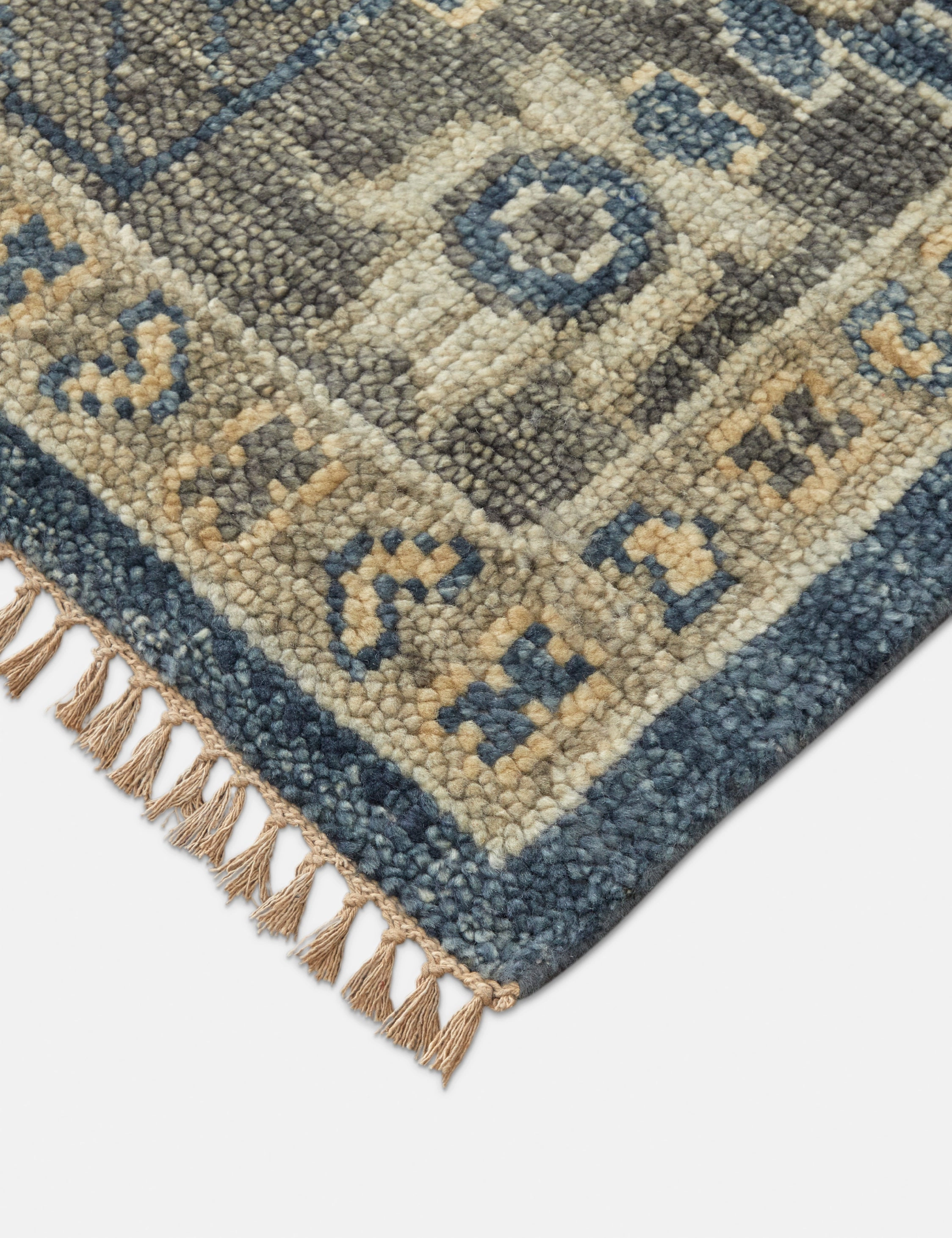 Bridger Hand-Knotted Wool Rug