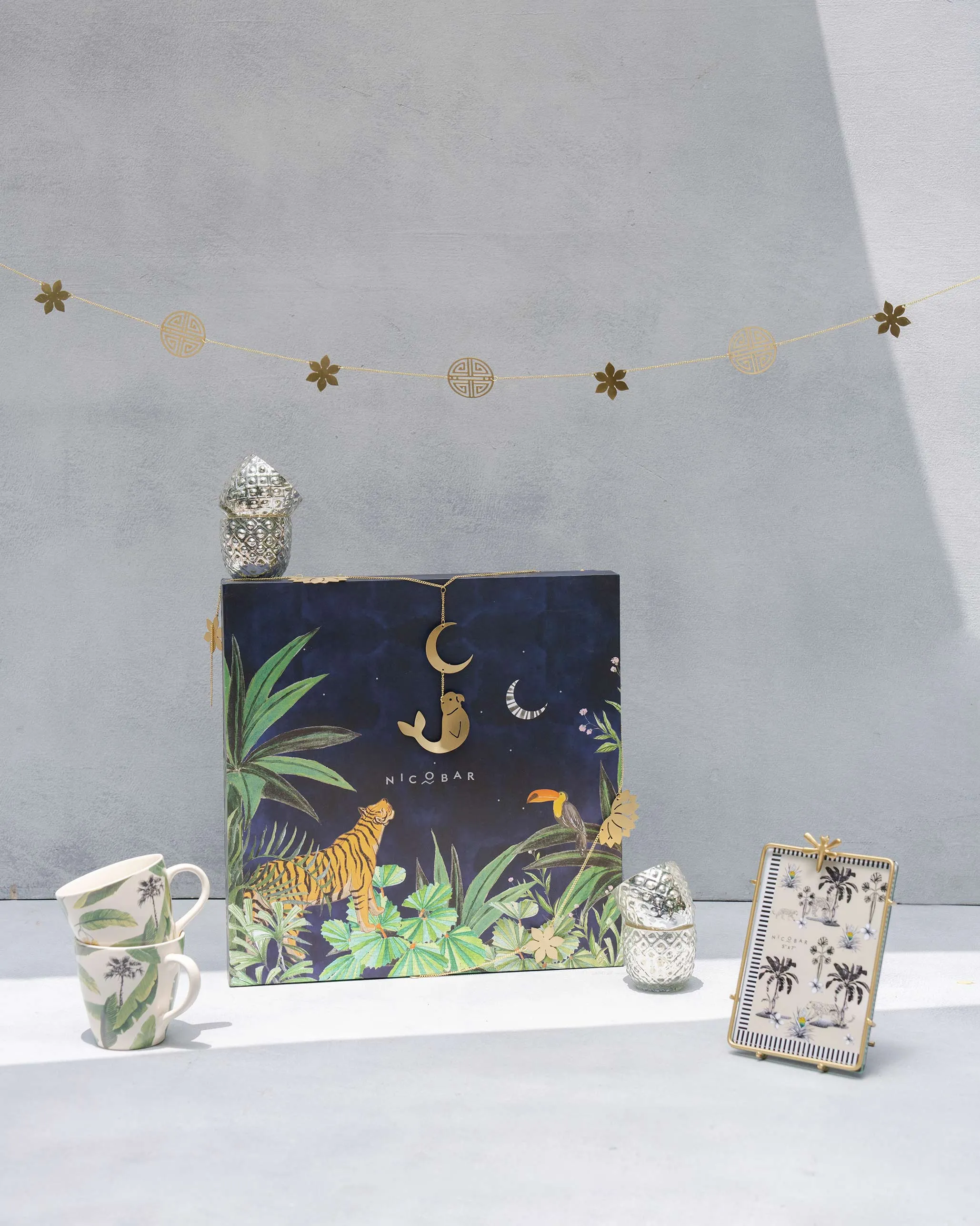 Bring on the Shine Gift Set dinnerware set, ceramic plates