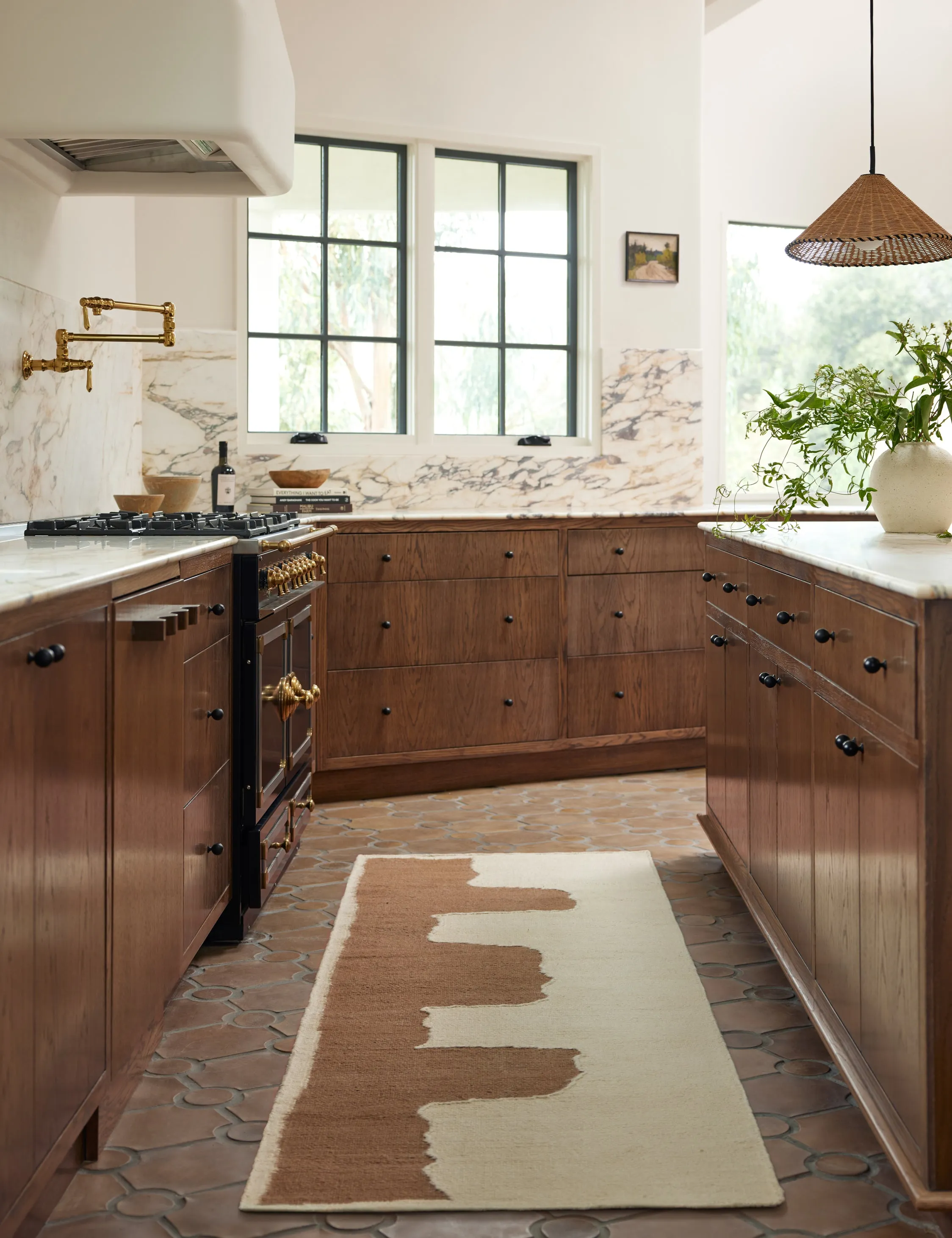Butte Flatweave Linen Rug by lan Byrd