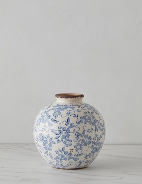 Cairns Vase