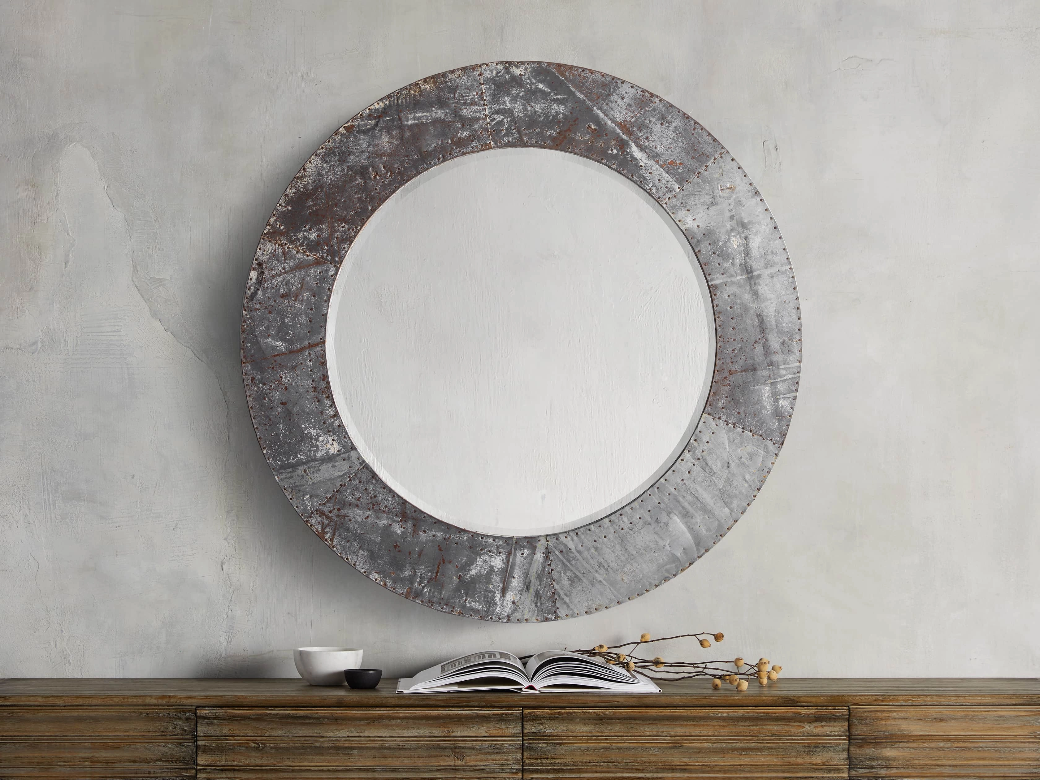 Caspian Round Wall Mirror in Iron