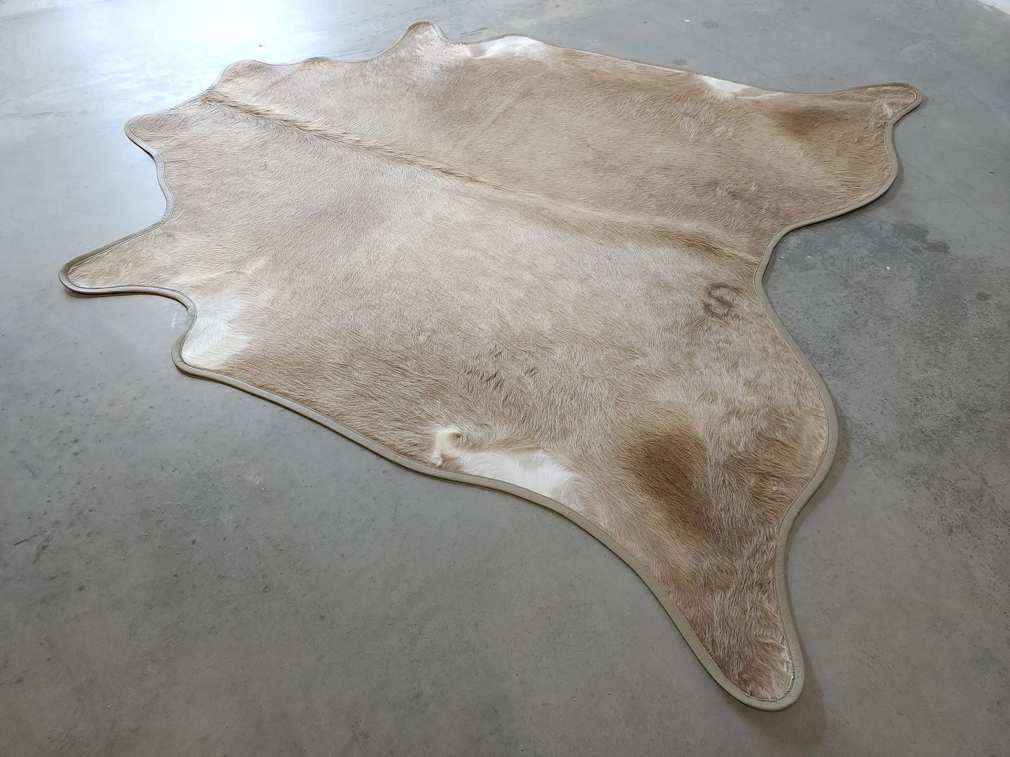 Champagne Sand Cowhide w/ Leather Trim USA rug, patriotic rug