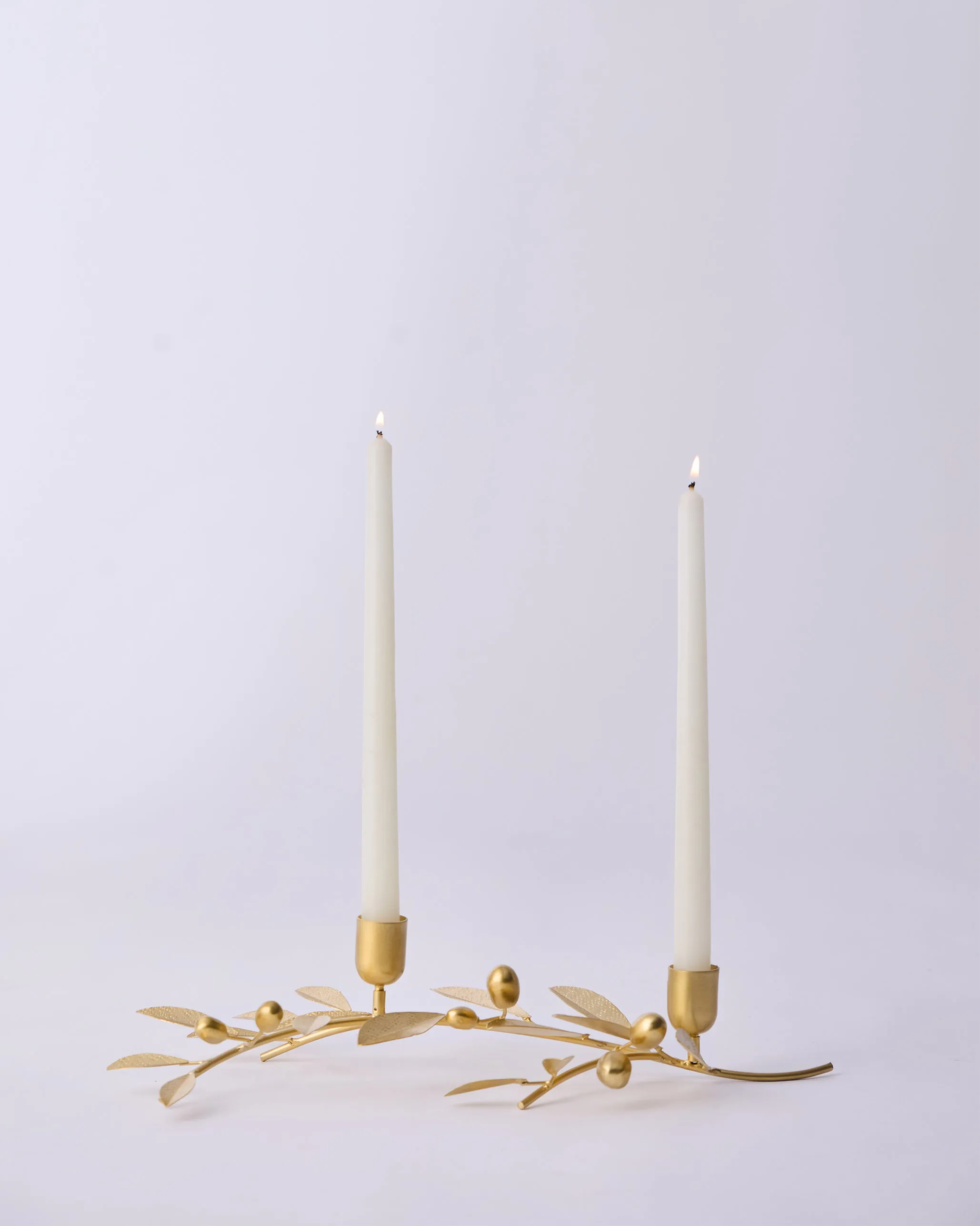 Clove Branch Candle Stand