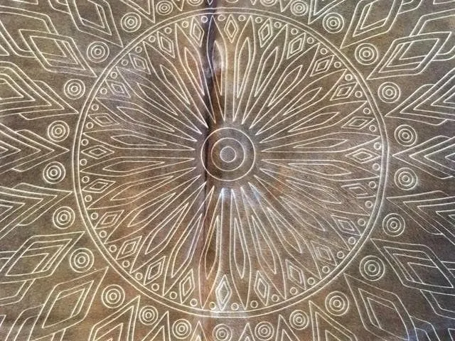 Damask Laser Etched Cowhide Rug - Black/Brown