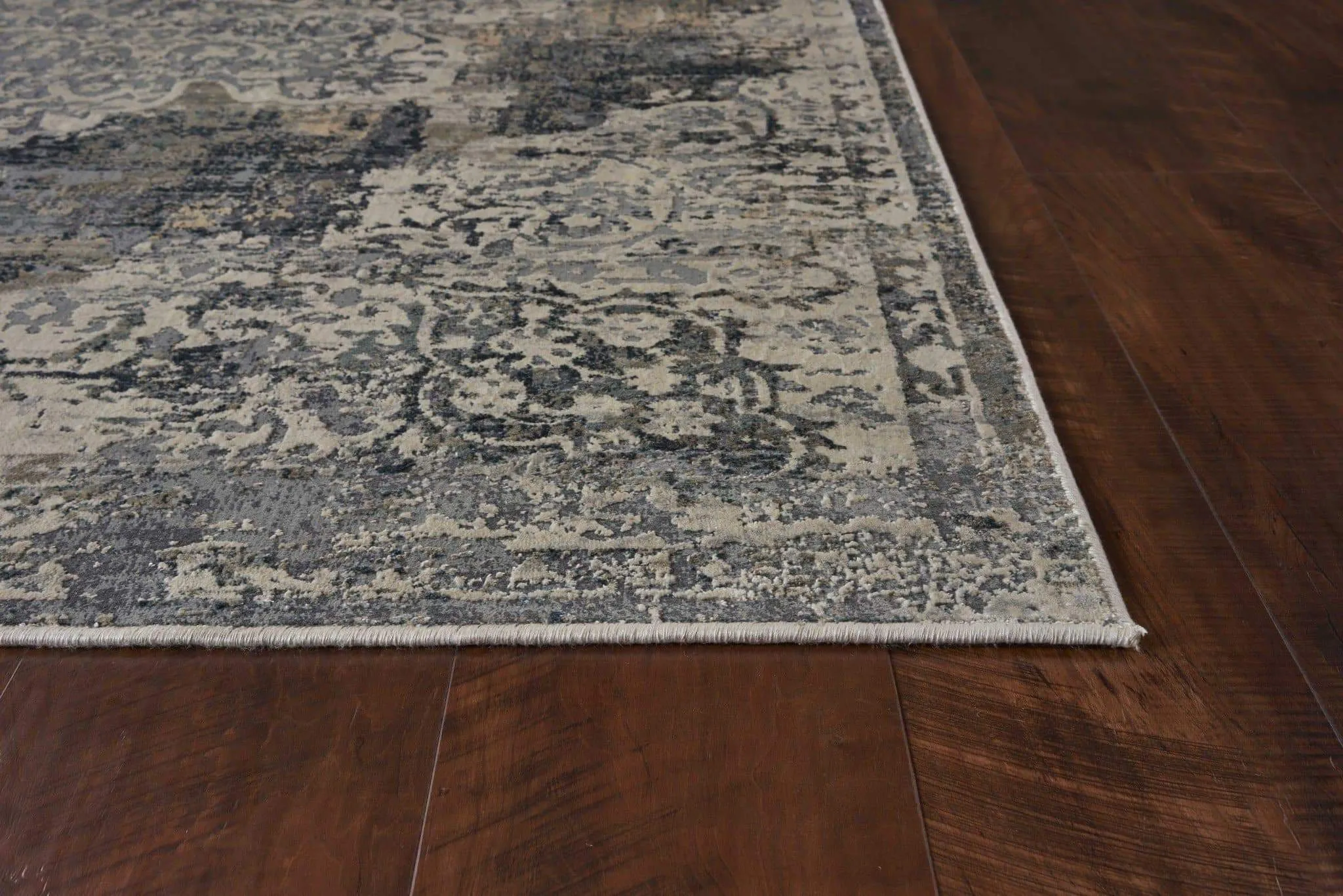 Distressed Grey Patterned Bentley Rug 3'x5'