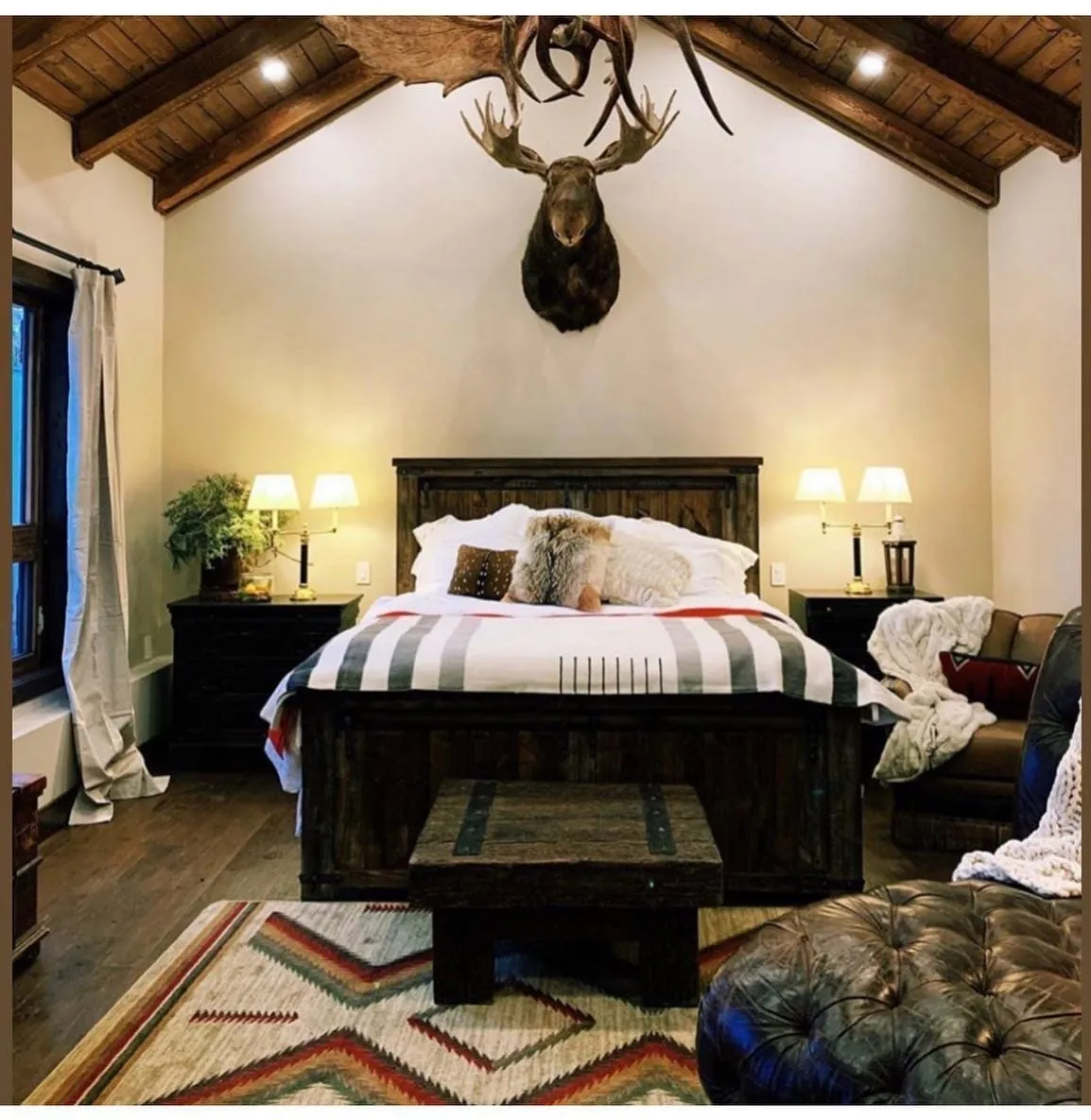 Earths Hour Glass Area Rugs & Runner