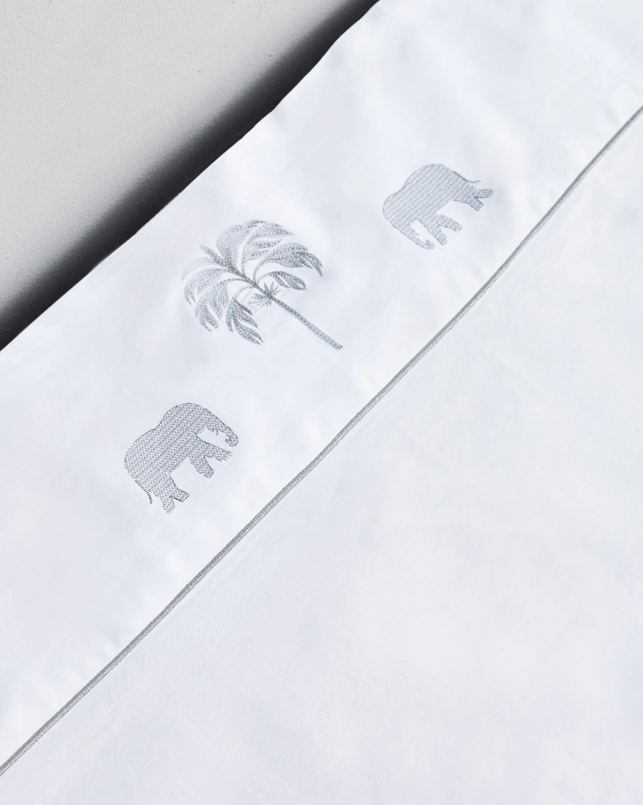 Ele Palm Bedsheet Queen with Pillow Case Set