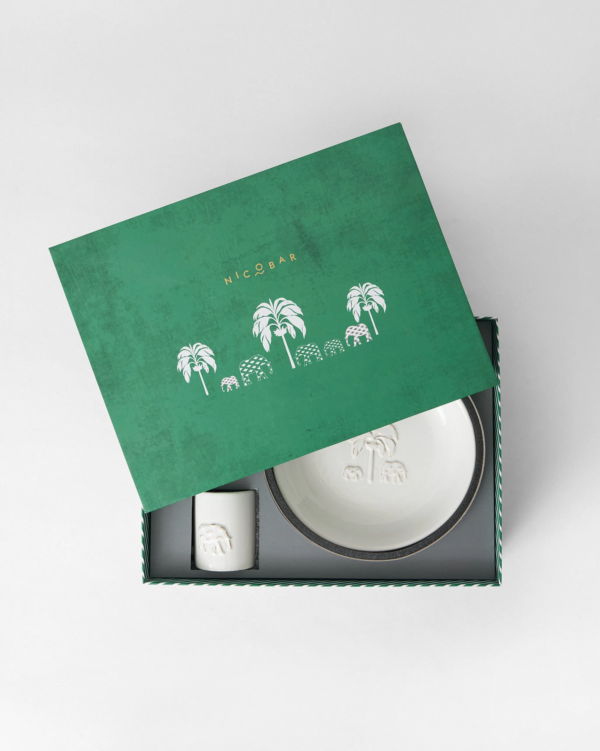 Ele Palm Breakfast Set