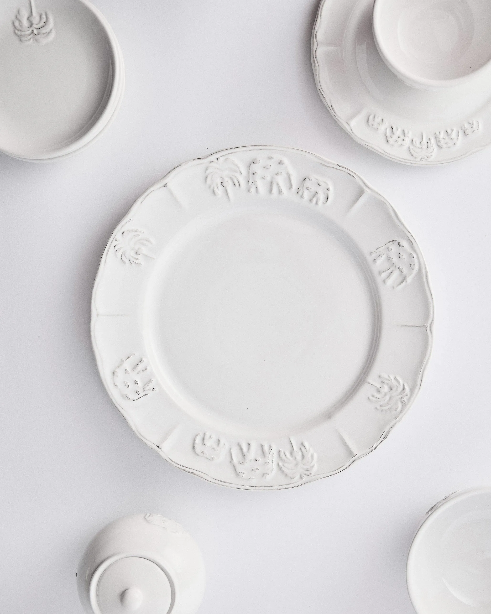 Ele Palm Dinner Set