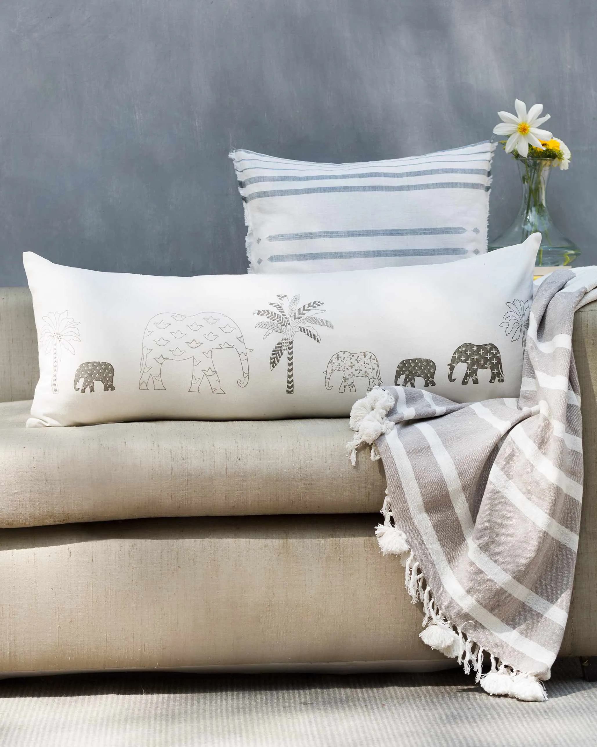 Ele Palm Pillow Cover