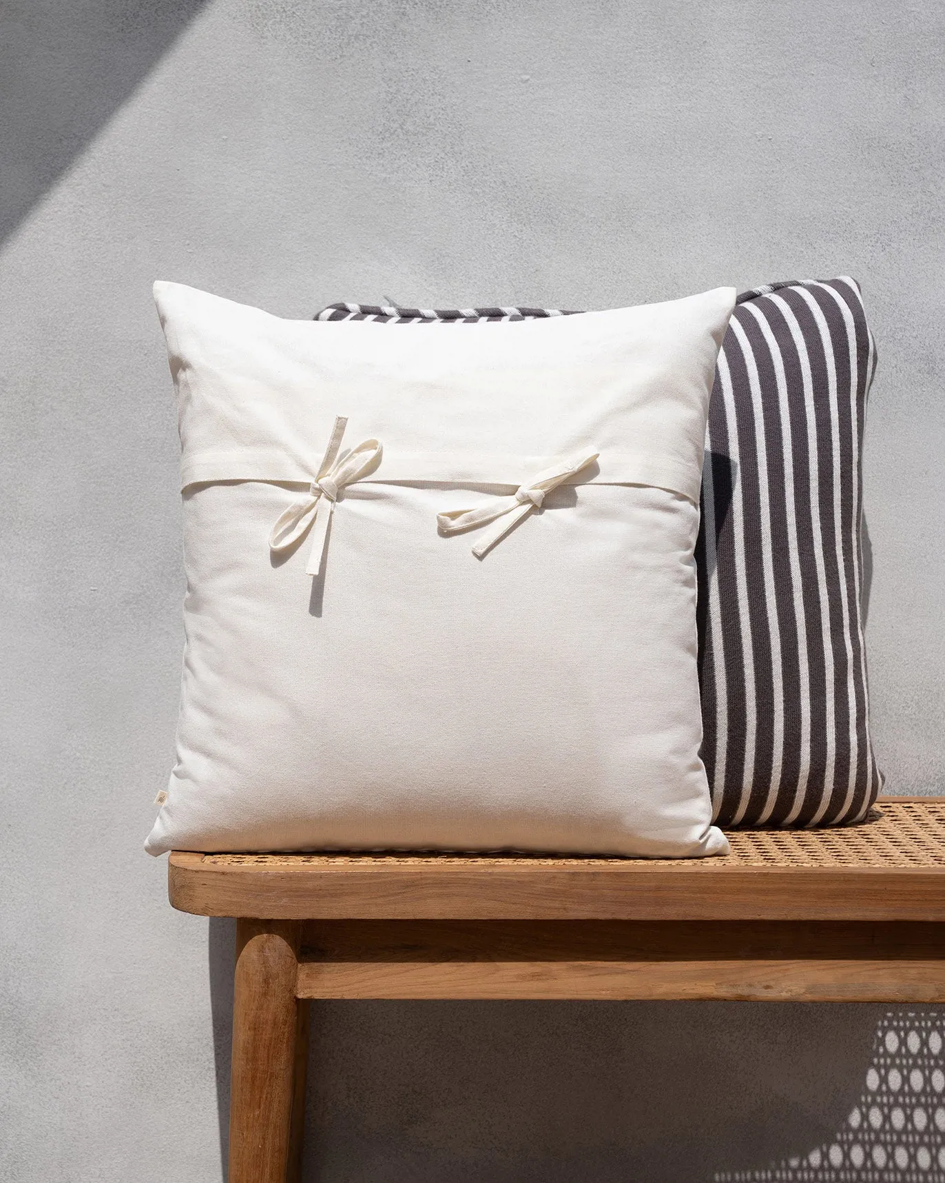 Ele PalmCushionCover