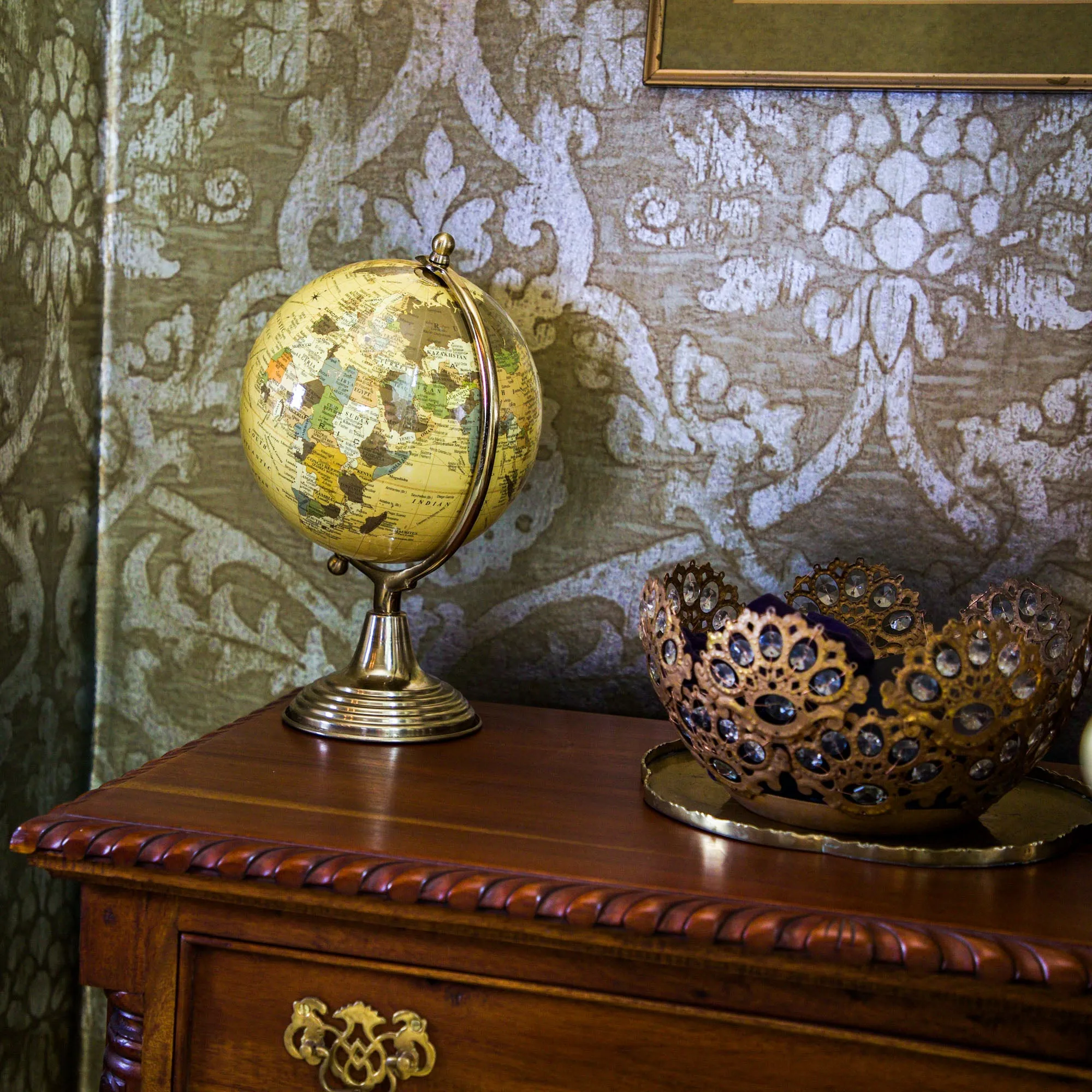 Elegant Cream & Gold World Globe