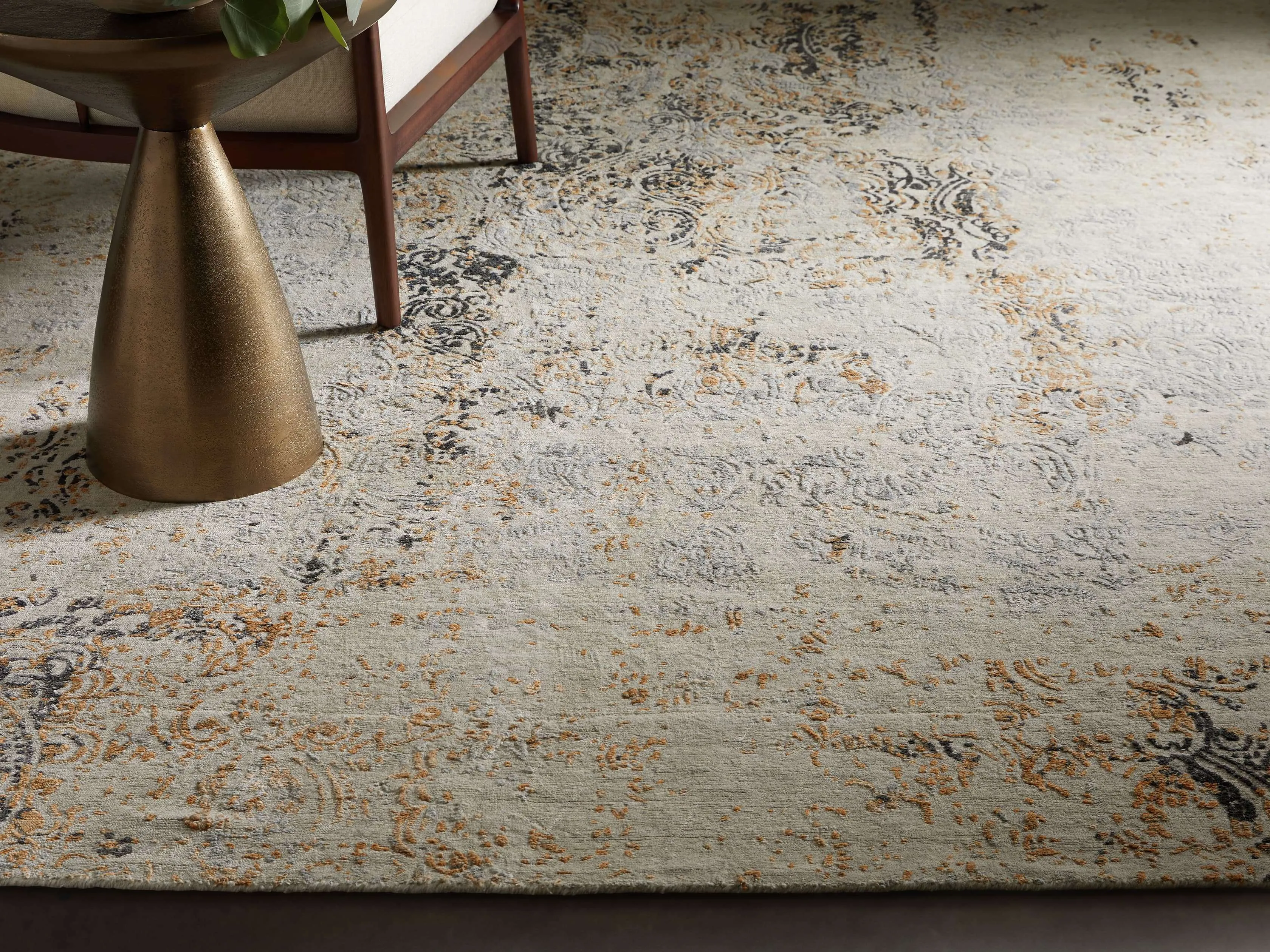 Holland Hand-Knotted Rug