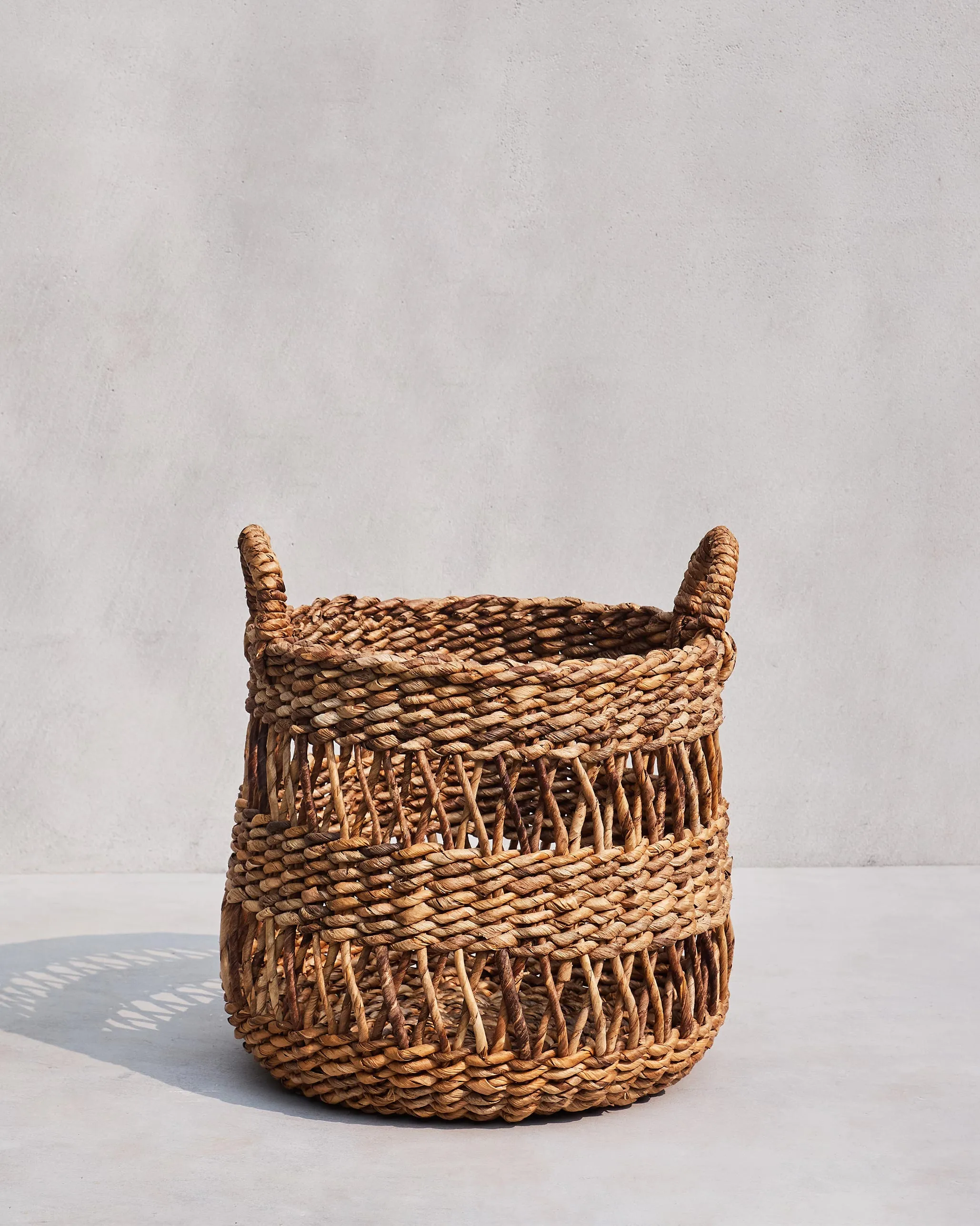 Intertwine Basket - Large dinnerware set, ceramic plates