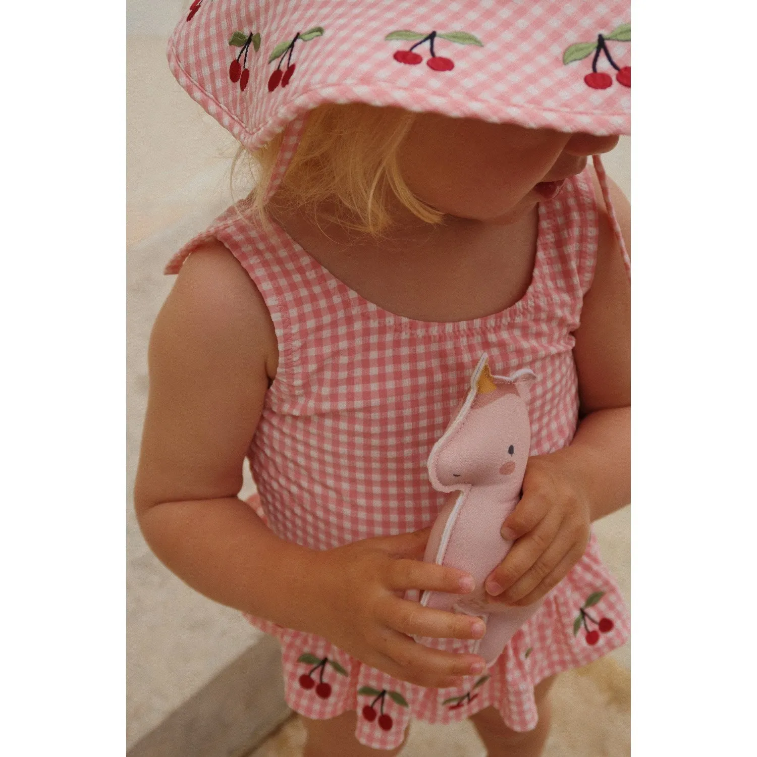 Konges Dress Wrap Dress Women,Midaxi Dress,Cutout Bodycon Dress,Asymmetric Hem Dress,Breathable Summer Sundress,Reversible Midi Dress,Silk Slip Dress, Hand-Embroidered Maxi DressGeranium Pink Soline Swim Hat