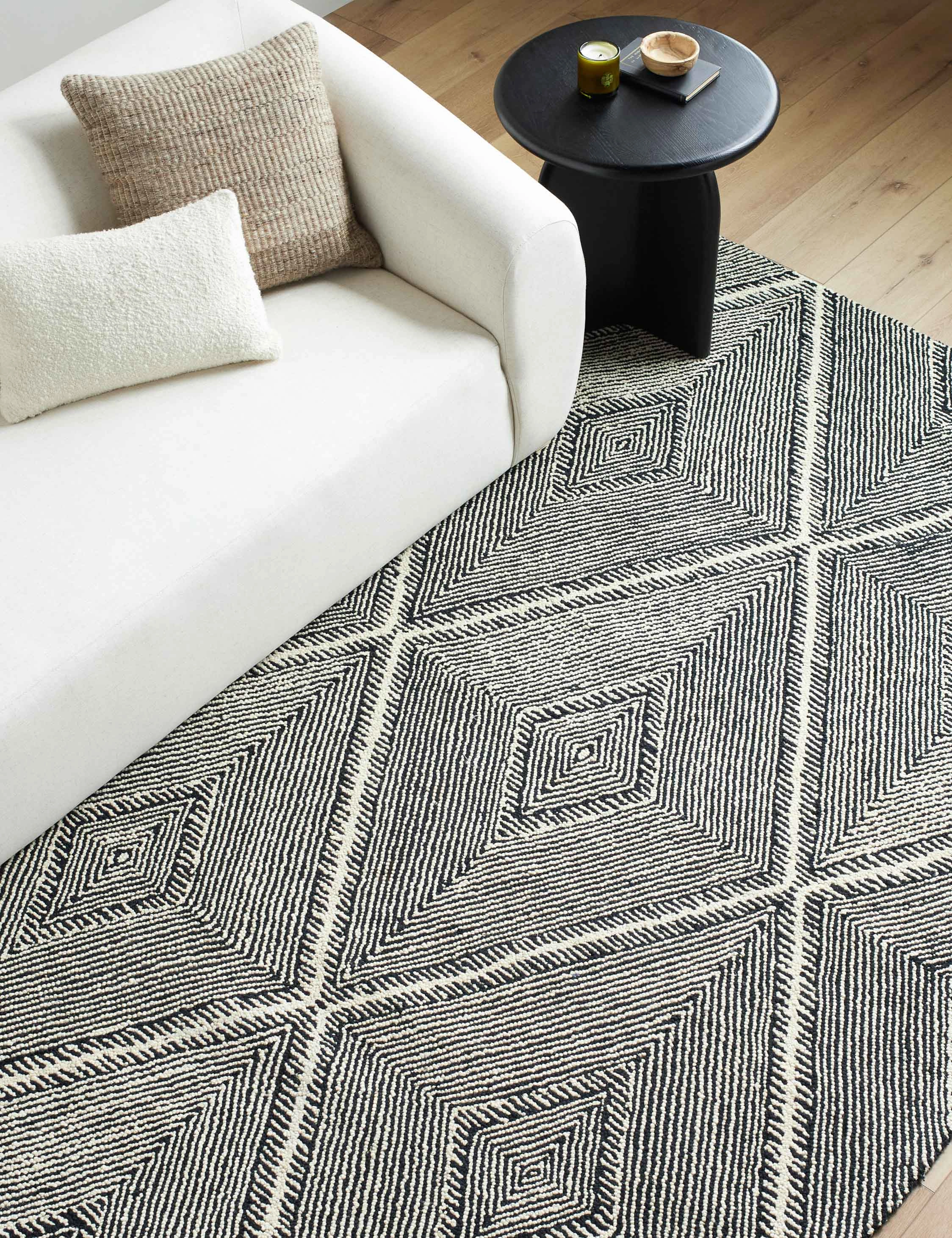 Koston Hand-Tufted Wool Rug