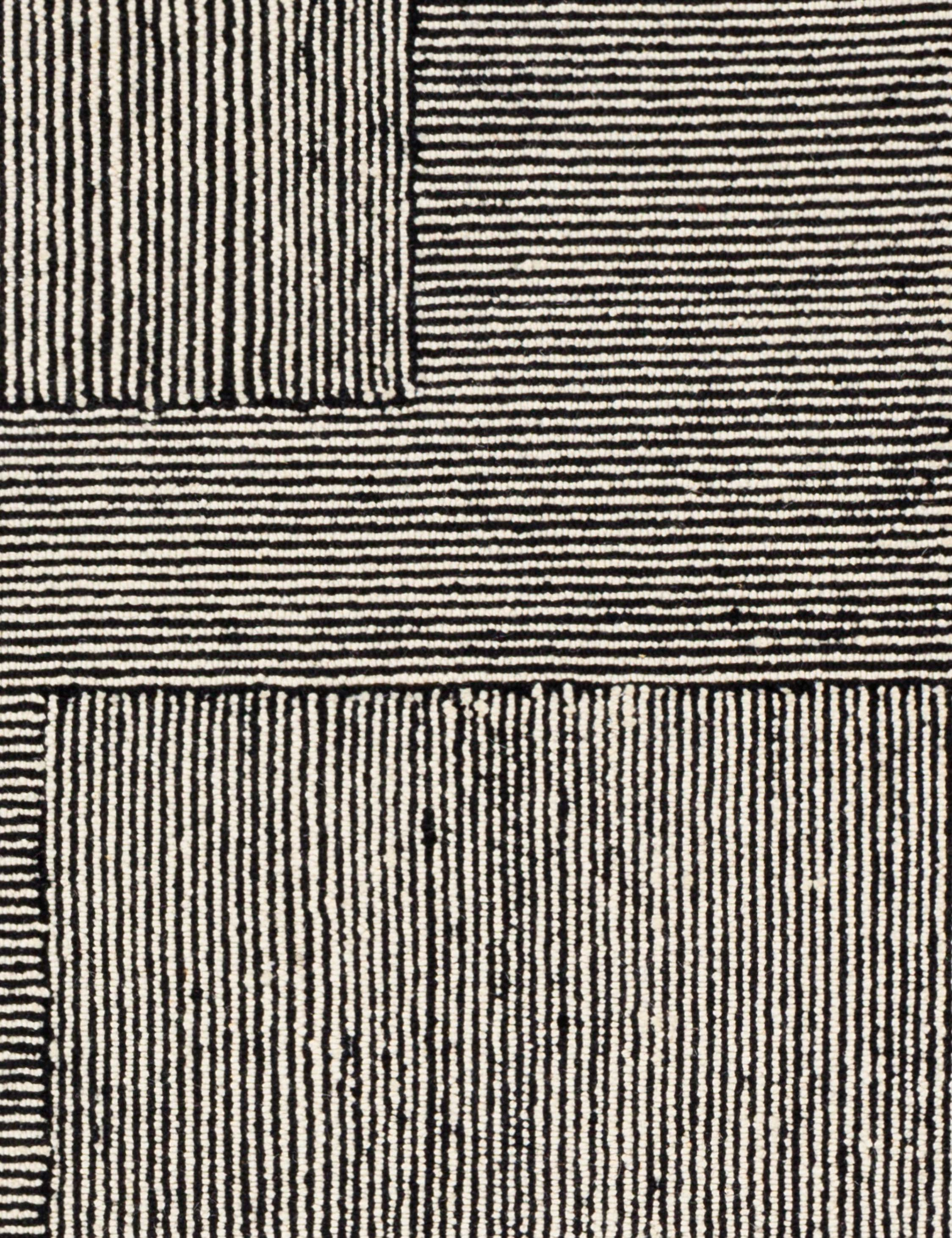 Leota Hand-Tufted Wool Rug