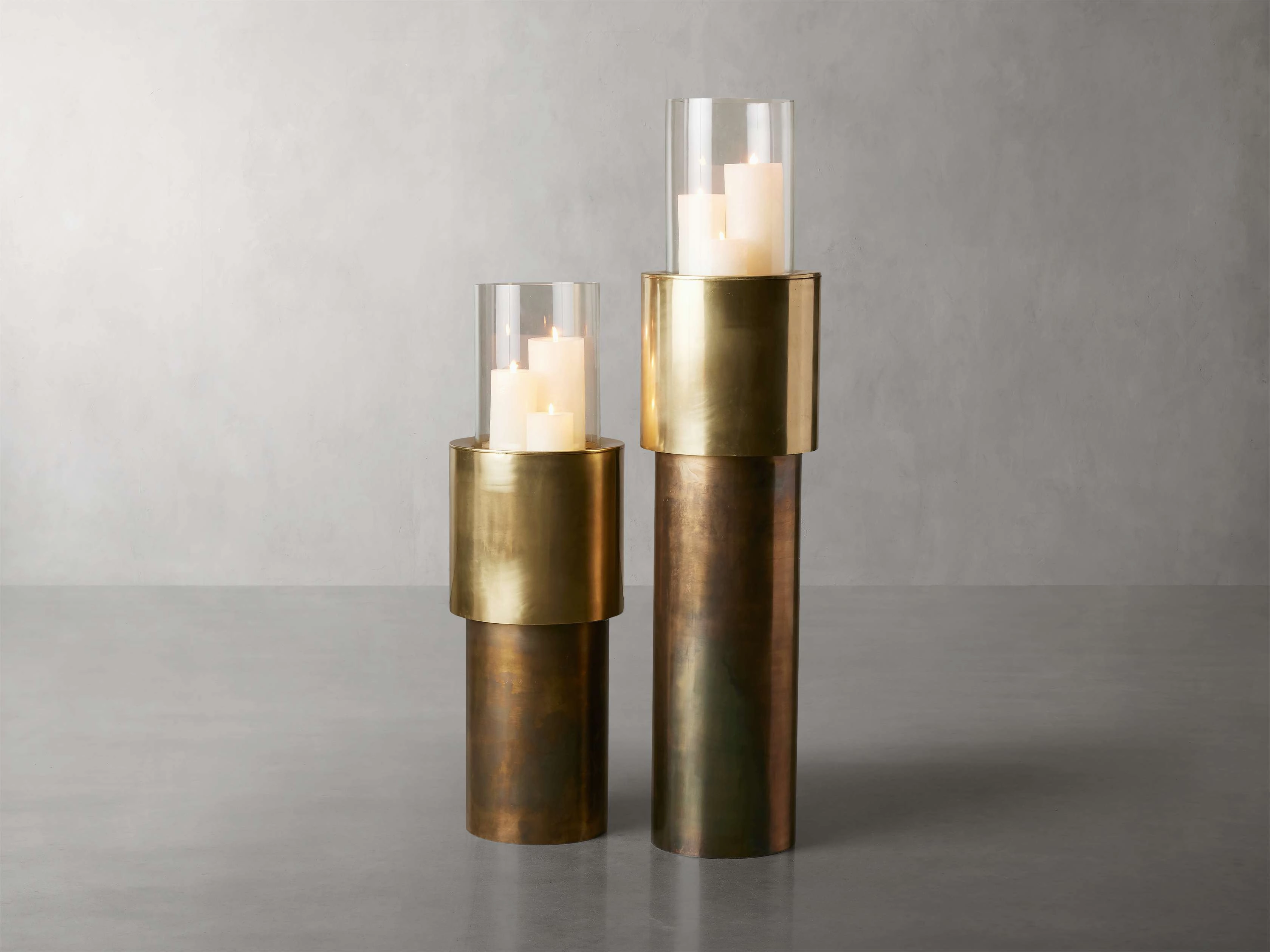 Marwa Candle Stand