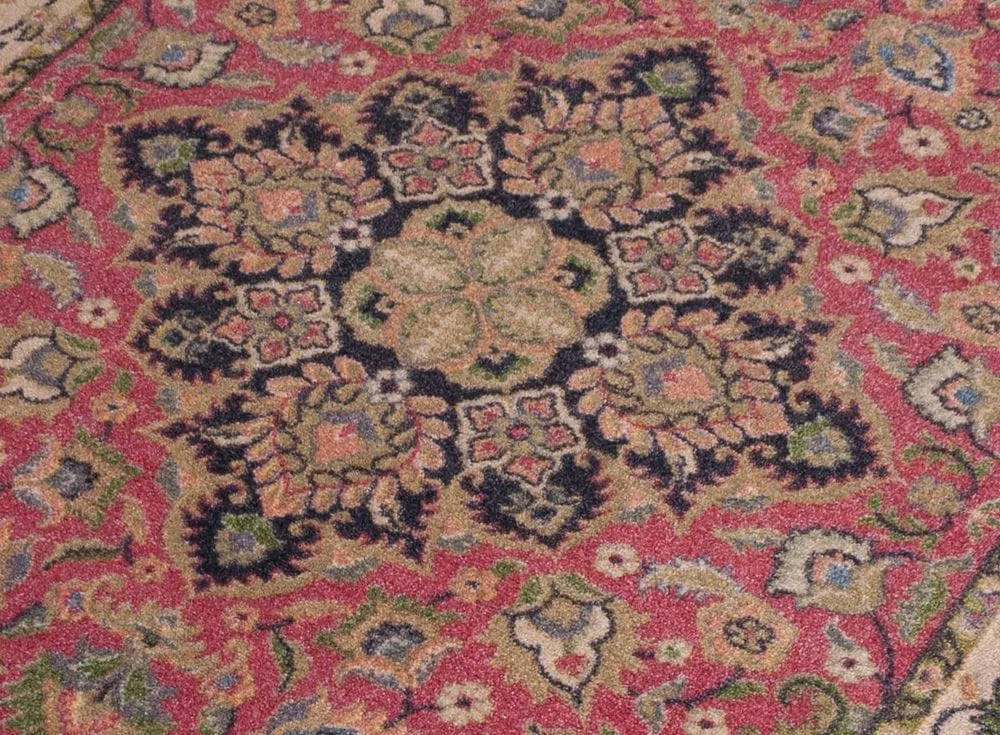 Montreal Persia Rose Area Rugs