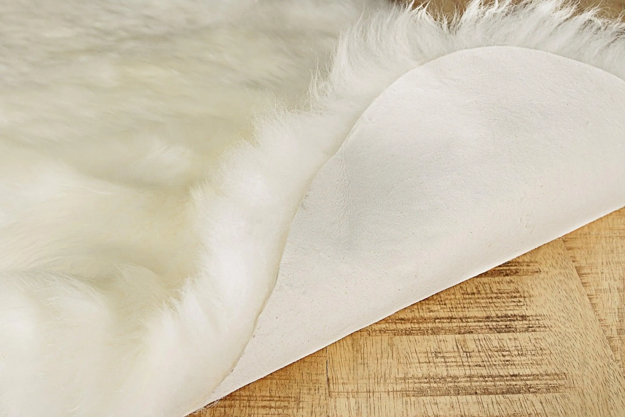 New Zealand Sheepskin Wool Accent Rug