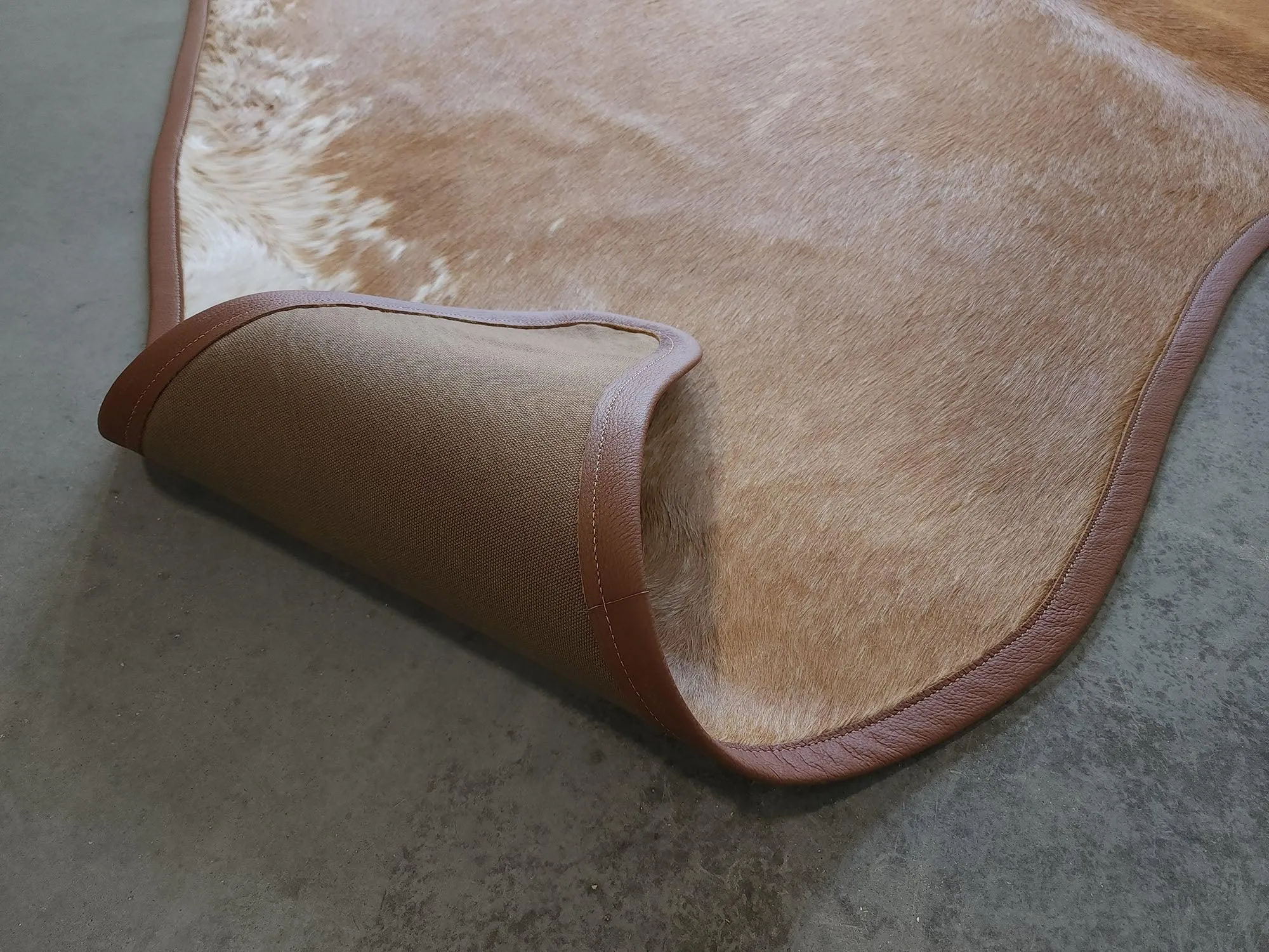Palomino with White Cowhide & Leather Trim