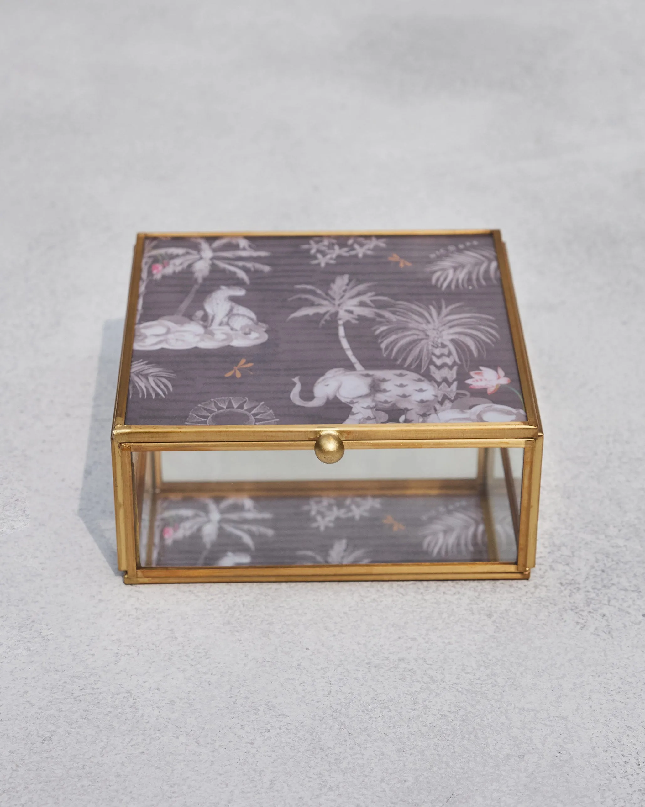 Periyar Jewellery Box dinnerware set, ceramic plates