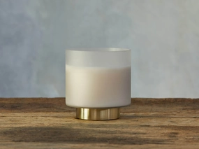 Retreat Tobacco Amber Candle