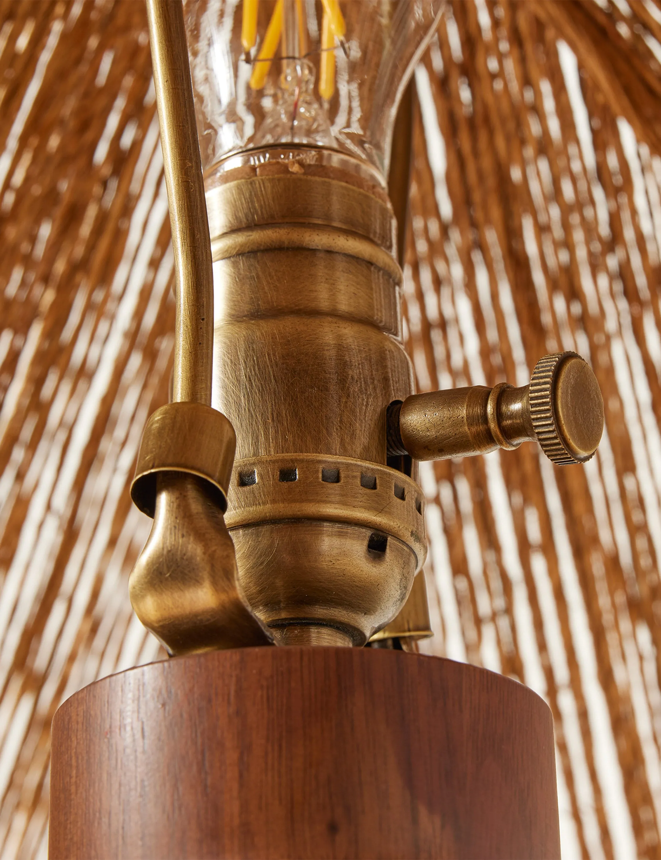 Samina Table Lamp