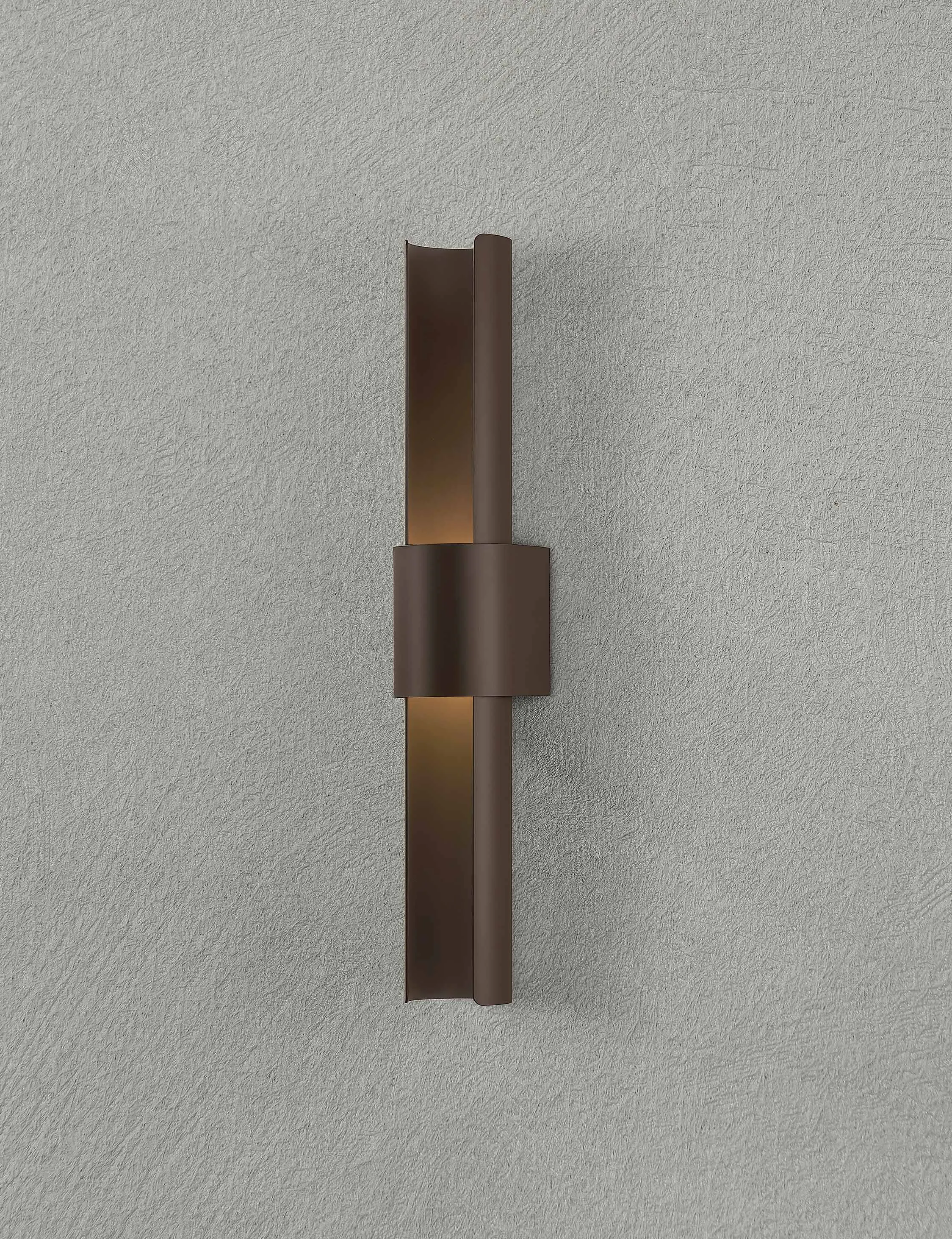 Shashi Outdoor Sconce