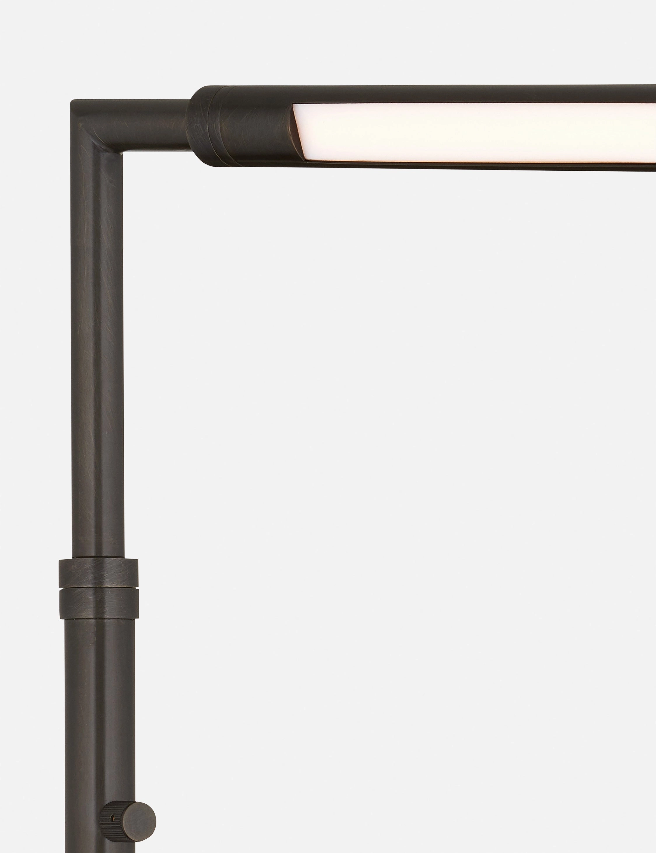 Stern Floor Lamp