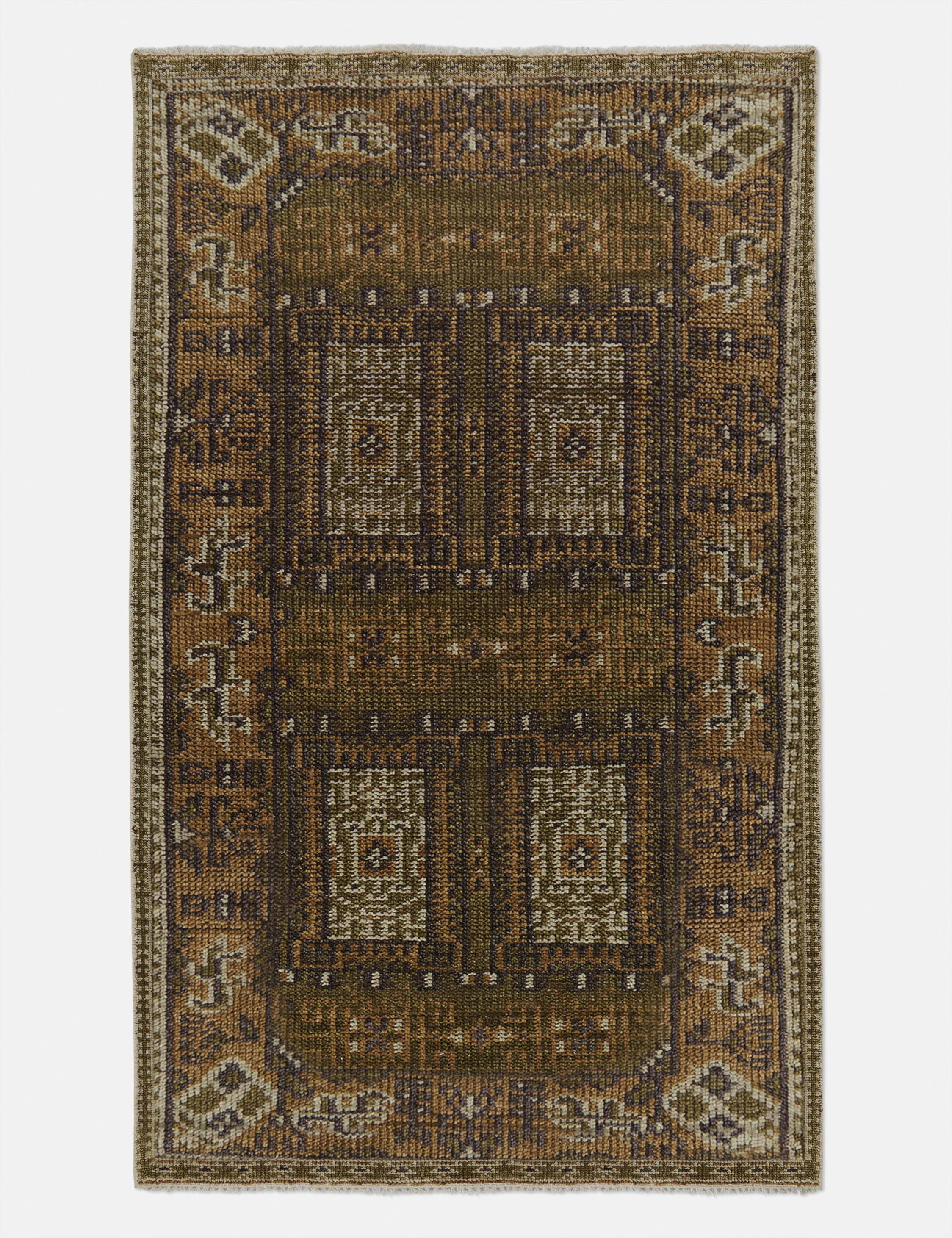 Tahj Hand-Knotted Wool Rug