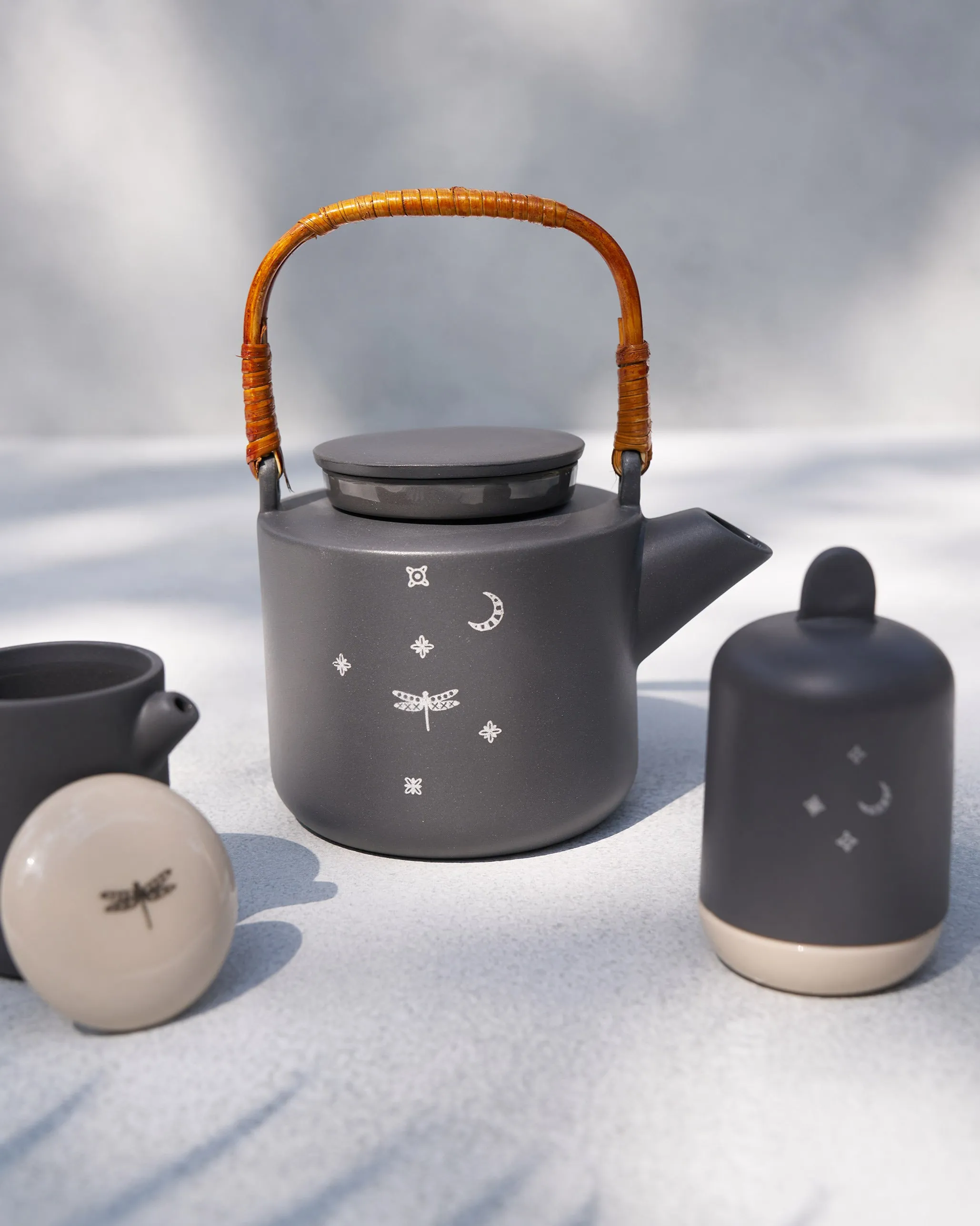 Taramandal Teapot