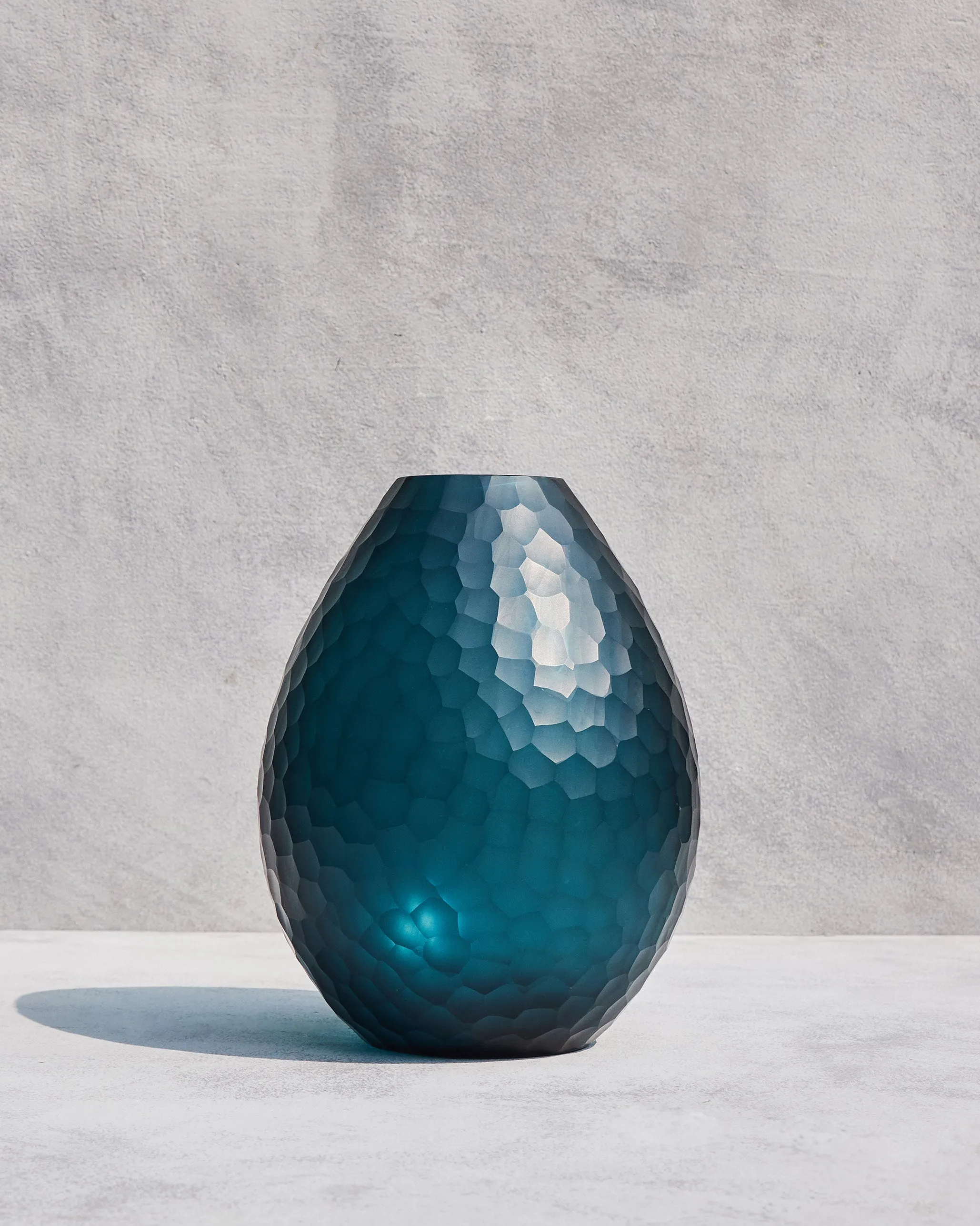 Twilight Vase - Small dinnerware set, ceramic plates