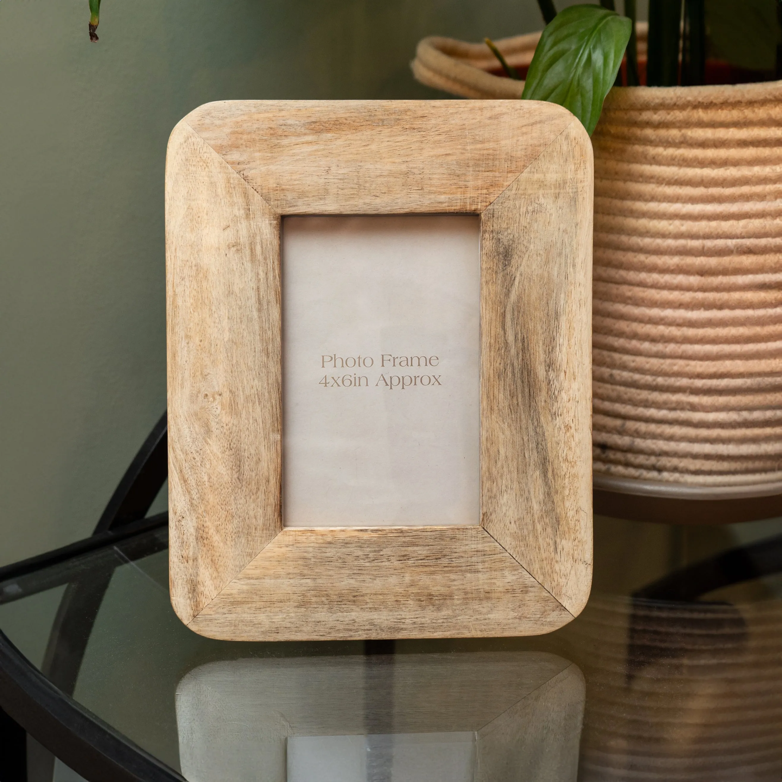 Vintage 4x6 Mango Wood Photo Frame