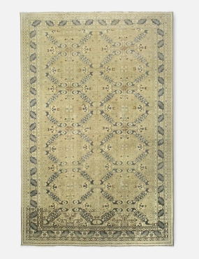 Vintage Turkish Hand-Knotted Wool Rug No. 382, 6'5" x 9'5"
