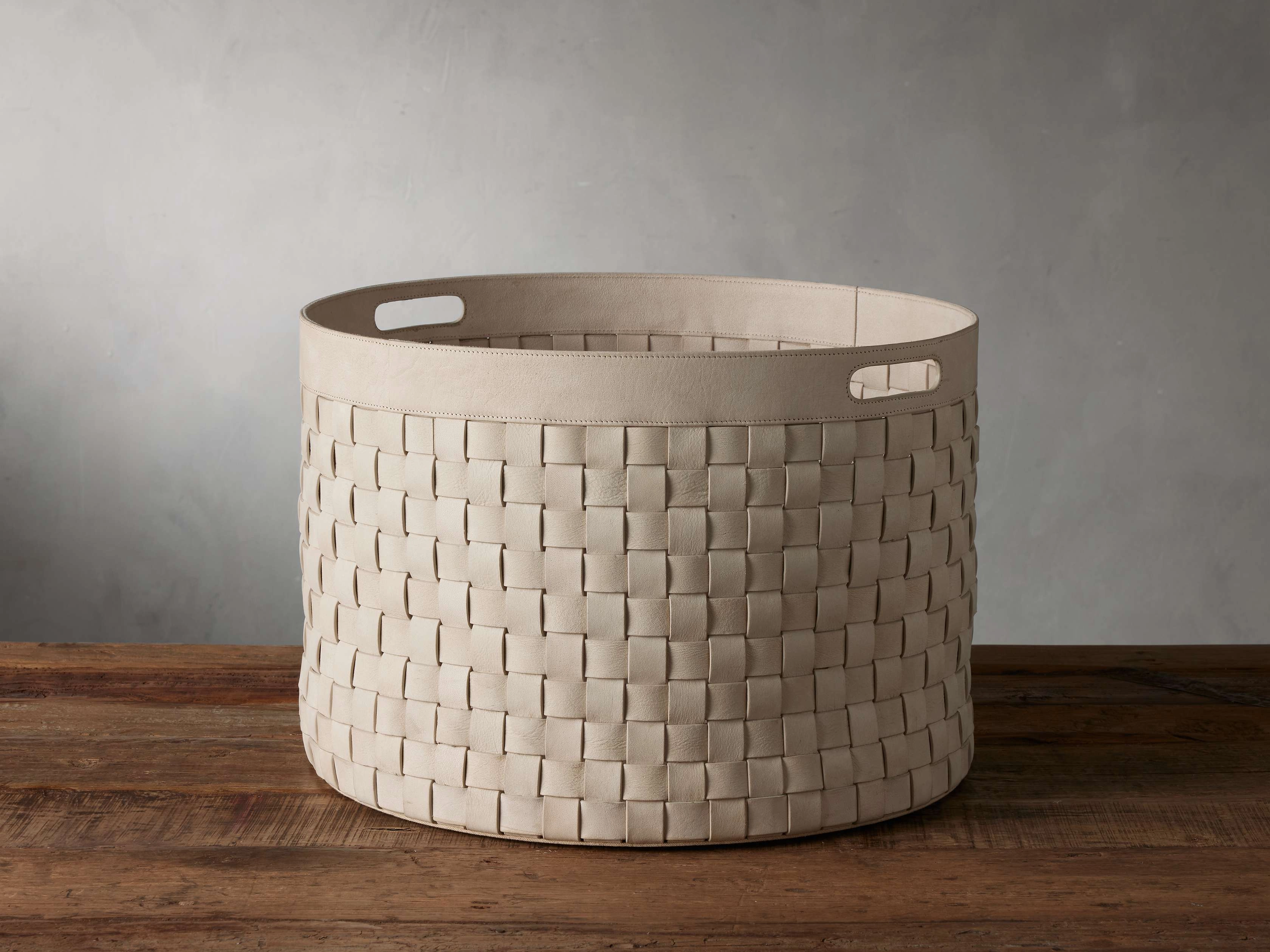 Wilona Nubuck Basket